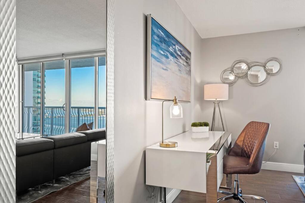 Ocean View 35Th Floor, In The Heart Of Miamiアパートメント エクステリア 写真
