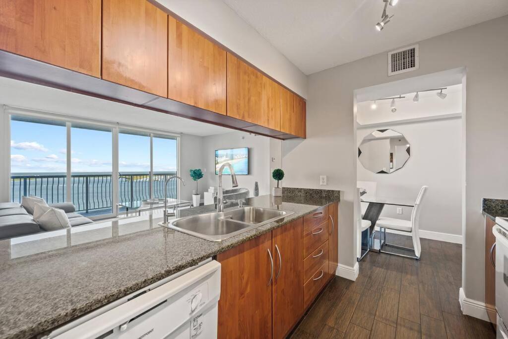 Ocean View 35Th Floor, In The Heart Of Miamiアパートメント エクステリア 写真